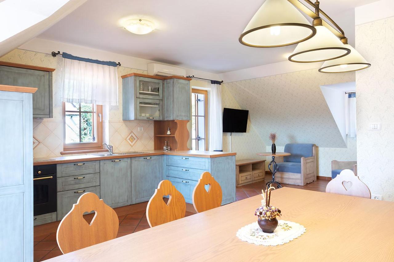 Apartments Tourist Farm Matijovc Naklo Ngoại thất bức ảnh